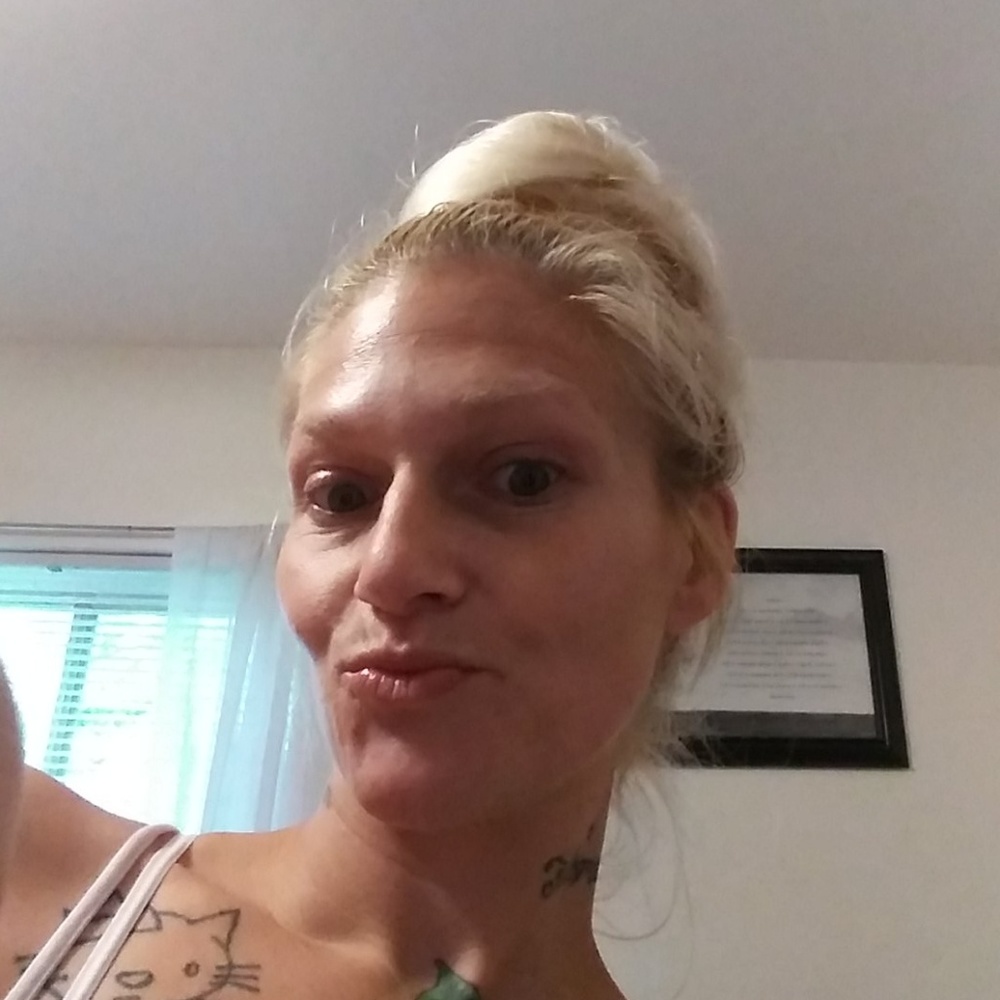 Meet your Posher, Denise